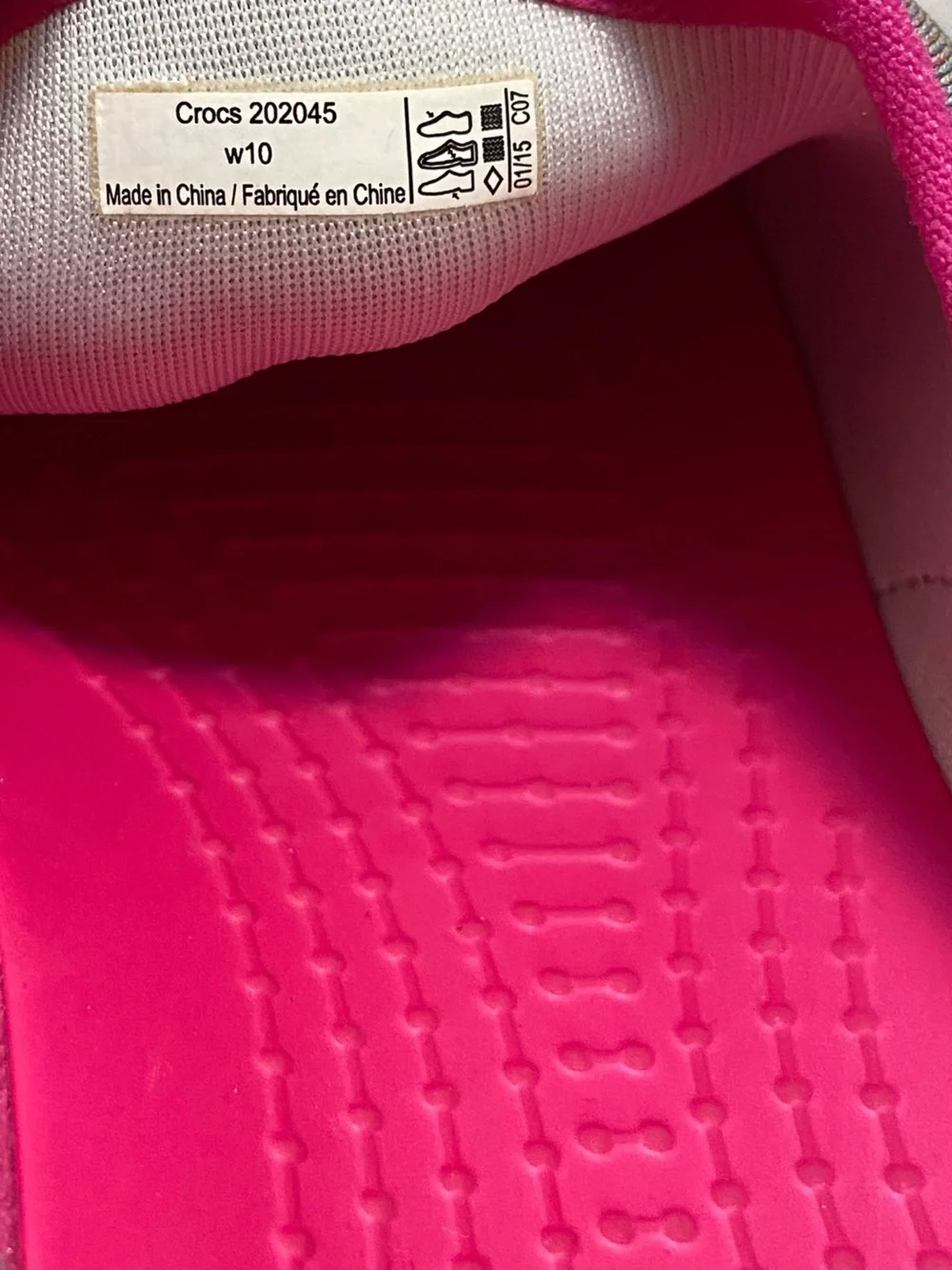 CROCS Women’s Slip-On shoes with Hot Pink Lining Sz 10 NWOT